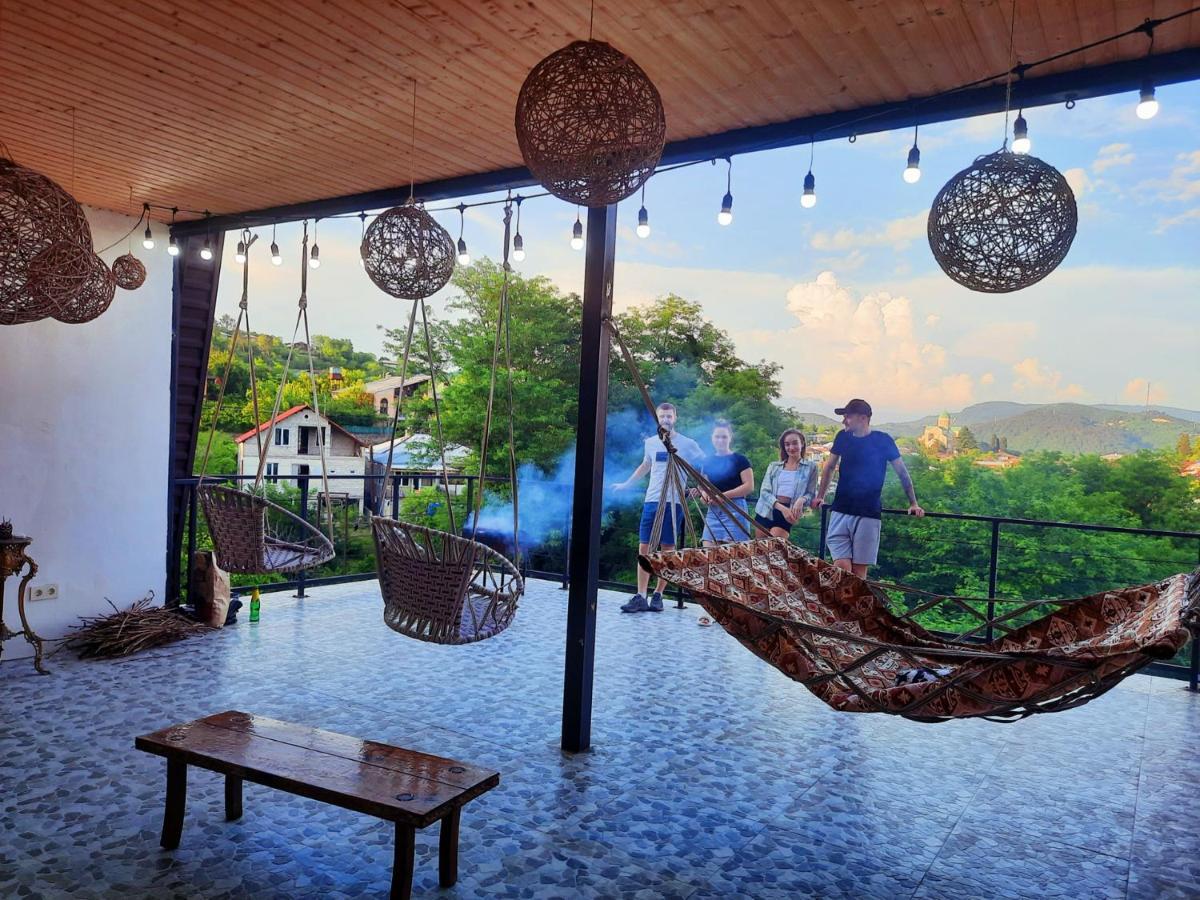 Inaisi Hotel クタイシ エクステリア 写真