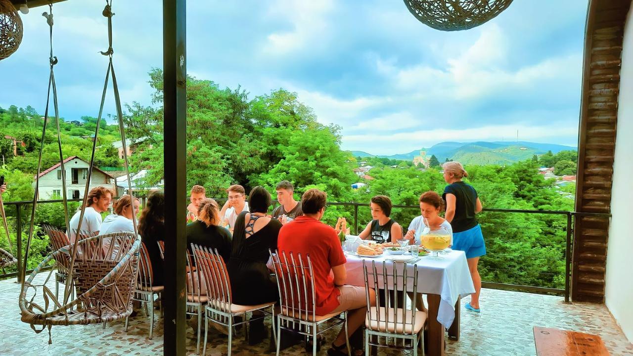 Inaisi Hotel クタイシ エクステリア 写真