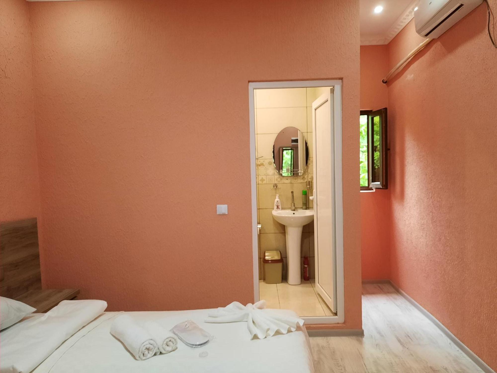 Inaisi Hotel クタイシ 部屋 写真